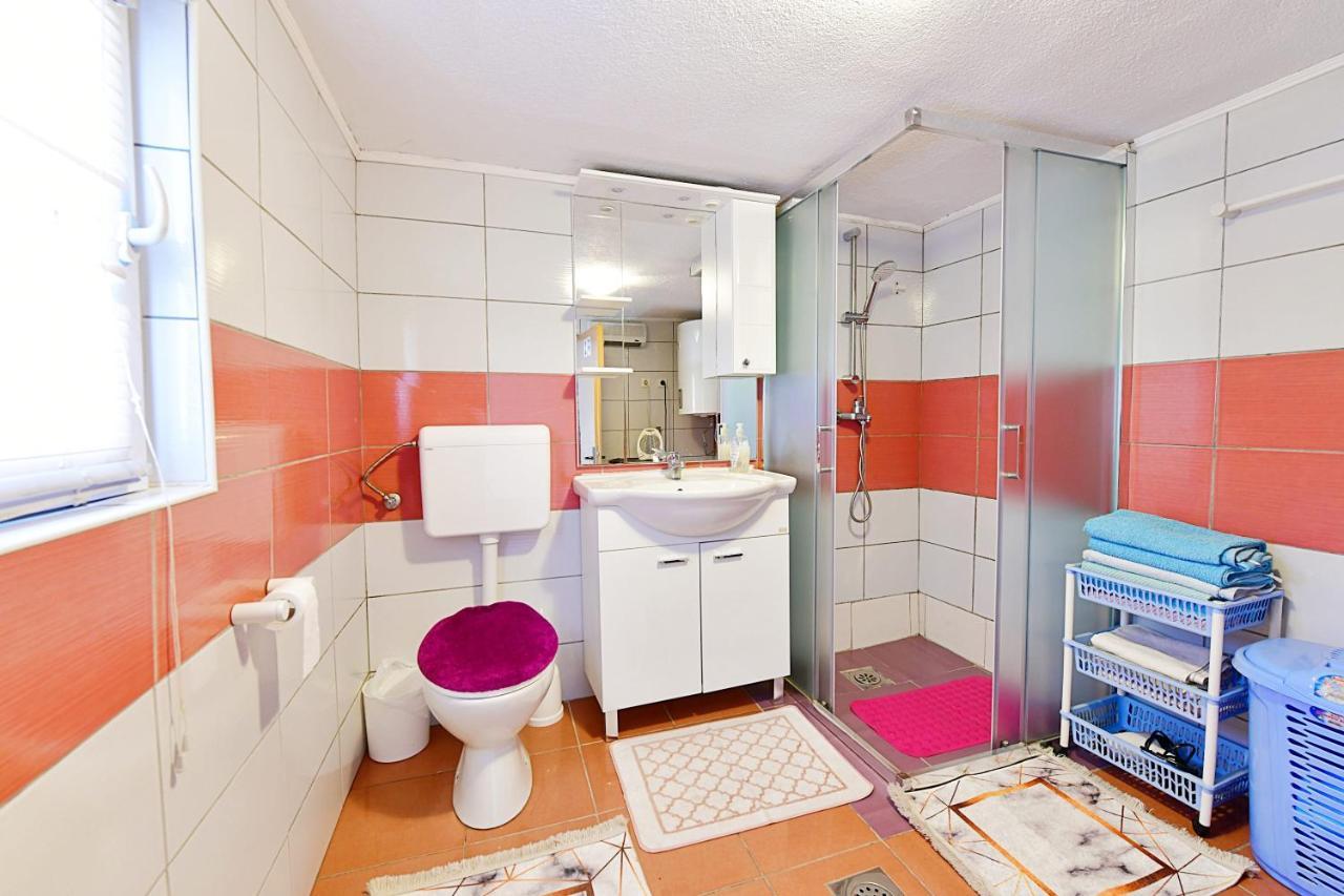 House Luna Rakovica Bagian luar foto